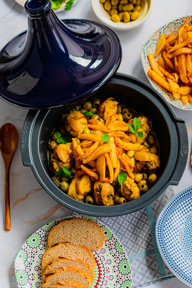 tajine-poulet-aux-olives-marocain-1